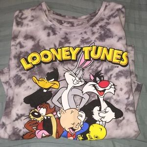 Looney Tunes shirt